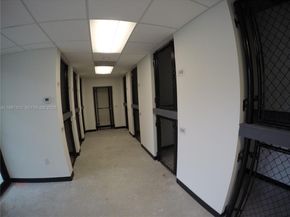 4100 SW 64th Ave 409, Davie FL 33314