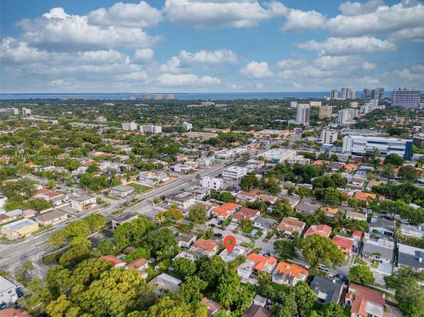 2747 SW 19th Ter, Miami FL 33145
