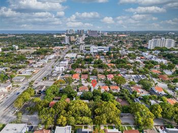 2747 SW 19th Ter