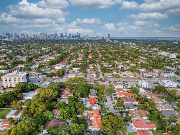 2747 SW 19th Ter, Miami FL 33145