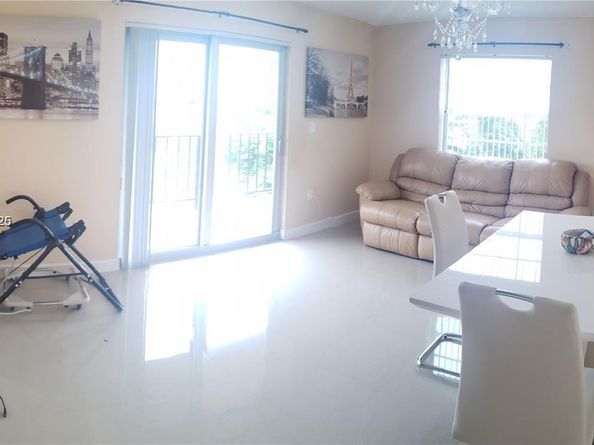 Undisclosed Address #A11792478, Miami FL 33125