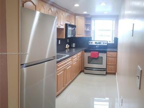 Undisclosed Address #A11792478, Miami FL 33125