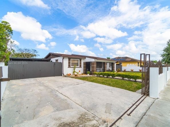 30021 SW 160th Ave, Homestead FL 33033