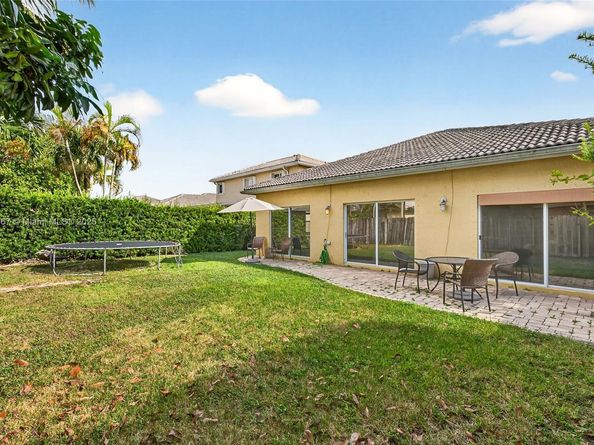 14010 SW 154th Pl, Miami FL 33196