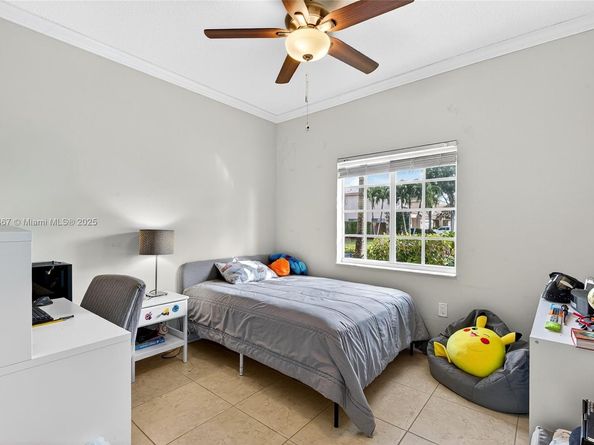 14010 SW 154th Pl, Miami FL 33196