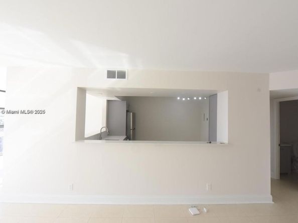 200 Leslie Dr 1124, Hallandale Beach FL 33009