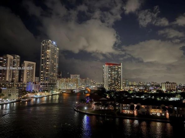 200 Leslie Dr 1124, Hallandale Beach FL 33009