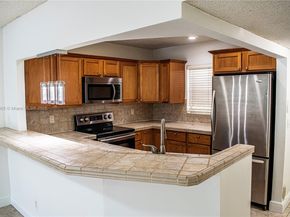 3090 Holiday Springs Blvd 305, Margate FL 33063