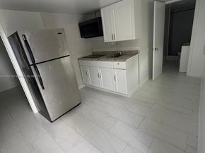 6104 SW 33rd St, Miramar FL 33023