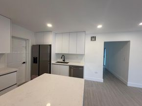 6104 SW 33rd St, Miramar FL 33023