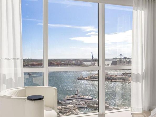 450 Alton Rd 2007, Miami Beach FL 33139