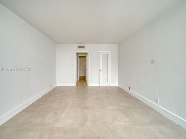 1000 West Ave 1423, Miami Beach FL 33139