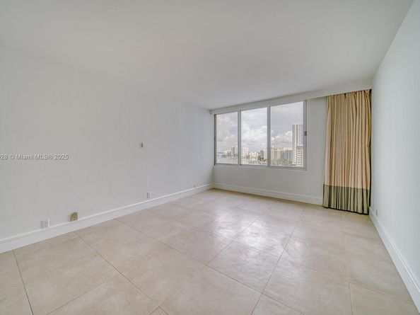 1000 West Ave 1423, Miami Beach FL 33139