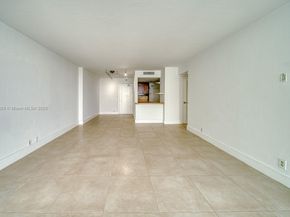 1000 West Ave 1423, Miami Beach FL 33139
