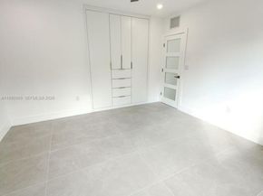 588 Palmetto Dr, Miami Springs FL 33166