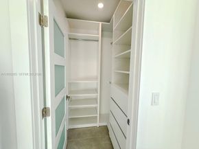 588 Palmetto Dr, Miami Springs FL 33166