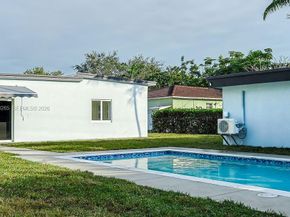 588 Palmetto Dr, Miami Springs FL 33166