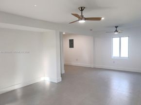 588 Palmetto Dr, Miami Springs FL 33166