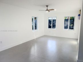 588 Palmetto Dr, Miami Springs FL 33166