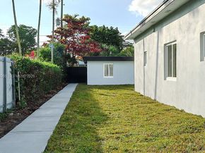 588 Palmetto Dr, Miami Springs FL 33166