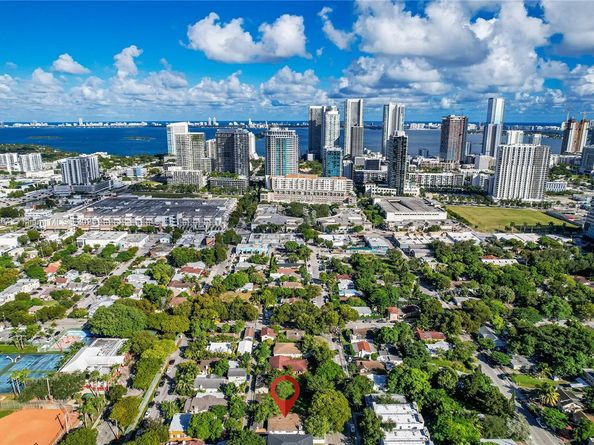 145 NW 33rd St, Miami FL 33127
