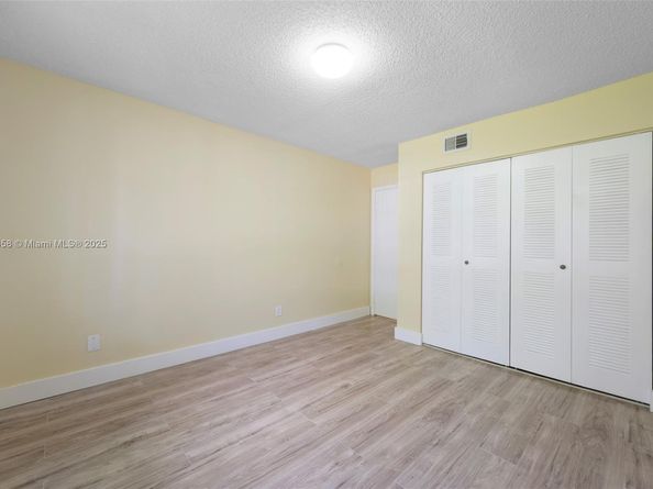 530 S Park Rd 1811, Hollywood FL 33021