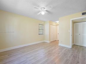 530 S Park Rd 1811, Hollywood FL 33021