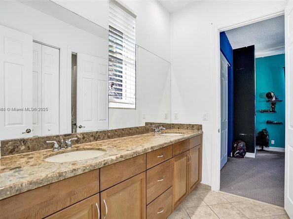 7944 NW 111th Way, Parkland FL 33076