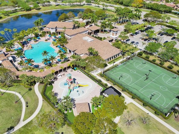 7944 NW 111th Way, Parkland FL 33076