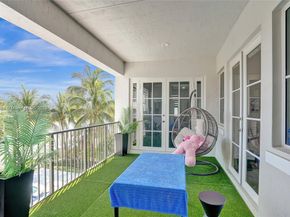 7944 NW 111th Way, Parkland FL 33076