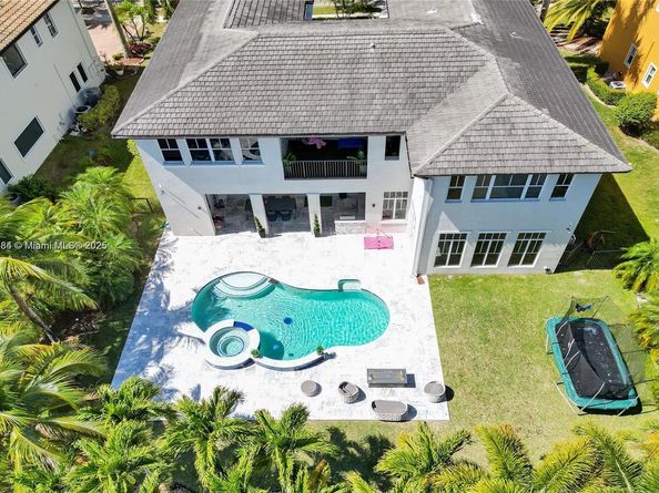 7944 NW 111th Way, Parkland FL 33076