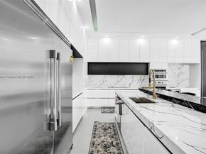 7944 NW 111th Way, Parkland FL 33076