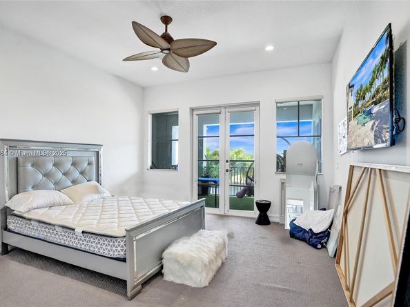 7944 NW 111th Way, Parkland FL 33076