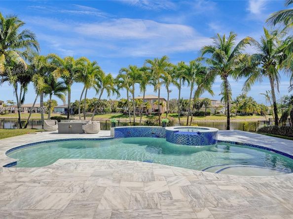 7944 NW 111th Way, Parkland FL 33076