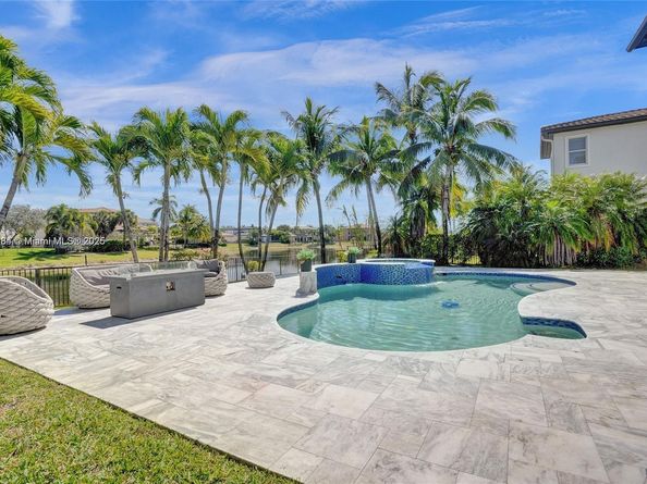 7944 NW 111th Way, Parkland FL 33076