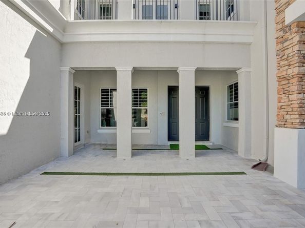 7944 NW 111th Way, Parkland FL 33076