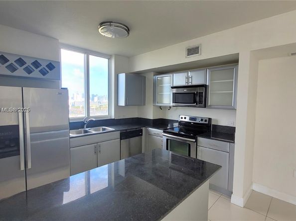 Undisclosed Address #A11761199, Miami FL 33125