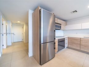 16385 Biscayne Blvd 1120, North Miami Beach FL 33160