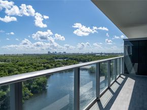 16385 Biscayne Blvd 1120, North Miami Beach FL 33160