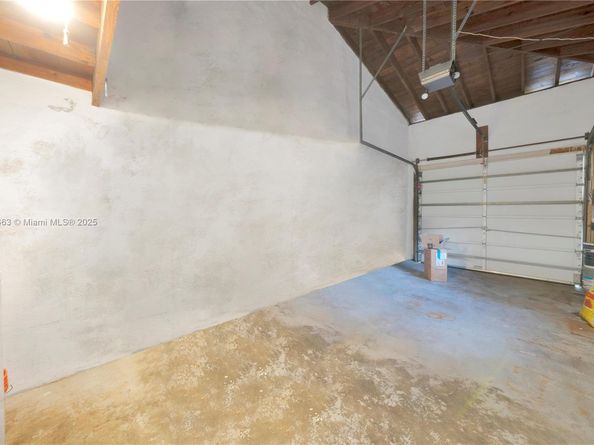 2665 SW 17th Ave, Miami FL 33133