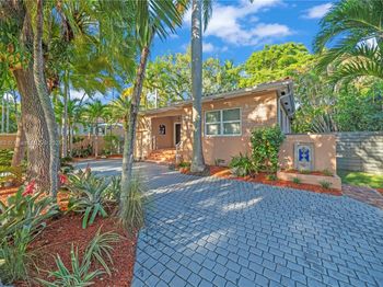 2665 SW 17th Ave