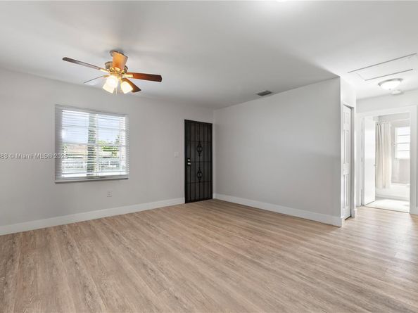 10634 SW 182nd St, Miami FL 33157