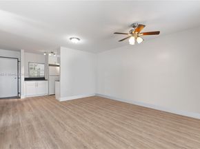 10634 SW 182nd St, Miami FL 33157