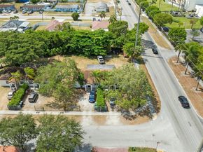 10634 SW 182nd St, Miami FL 33157