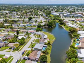 2239 NW 65th Ave, Margate FL 33063