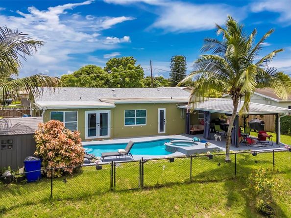 2239 NW 65th Ave, Margate FL 33063