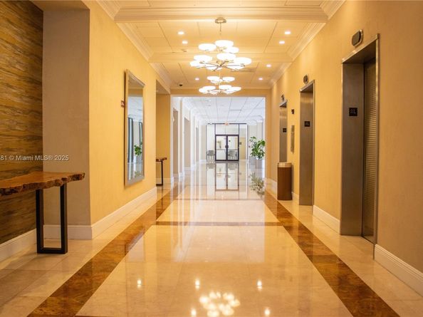 1865 Brickell Ave A2111, Miami FL 33129