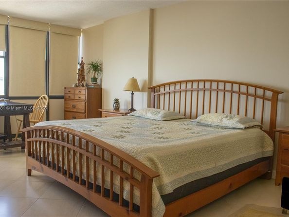 1865 Brickell Ave A2111, Miami FL 33129