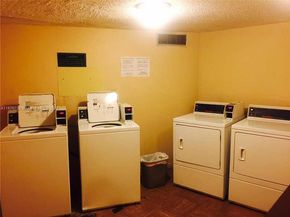 2025 NE 164th St 901, North Miami Beach FL 33162