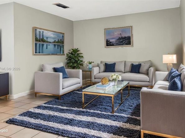 140 NW 87th Ave G209, Miami FL 33172